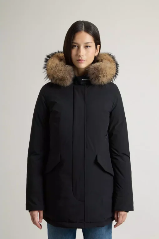 woolrich-luxury-arctic-parka-in-urban-touch-pelliccia-removibile